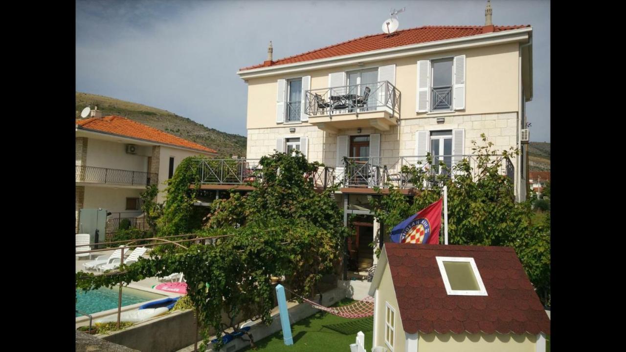 Apartments Gina Trogir Exterior foto